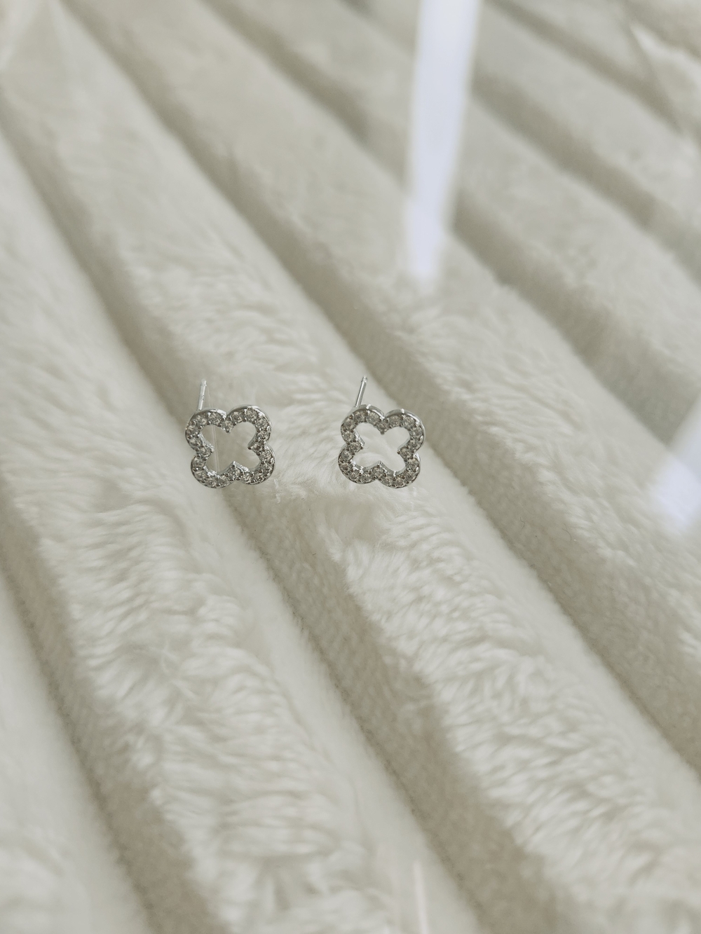 Silver Tone Open Clover Stud Earrings Crystal Pave Dainty Quatrefoil Studs